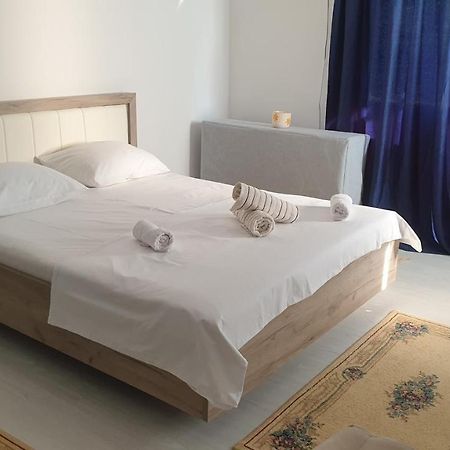 Apartman Sava Ni Esterno foto