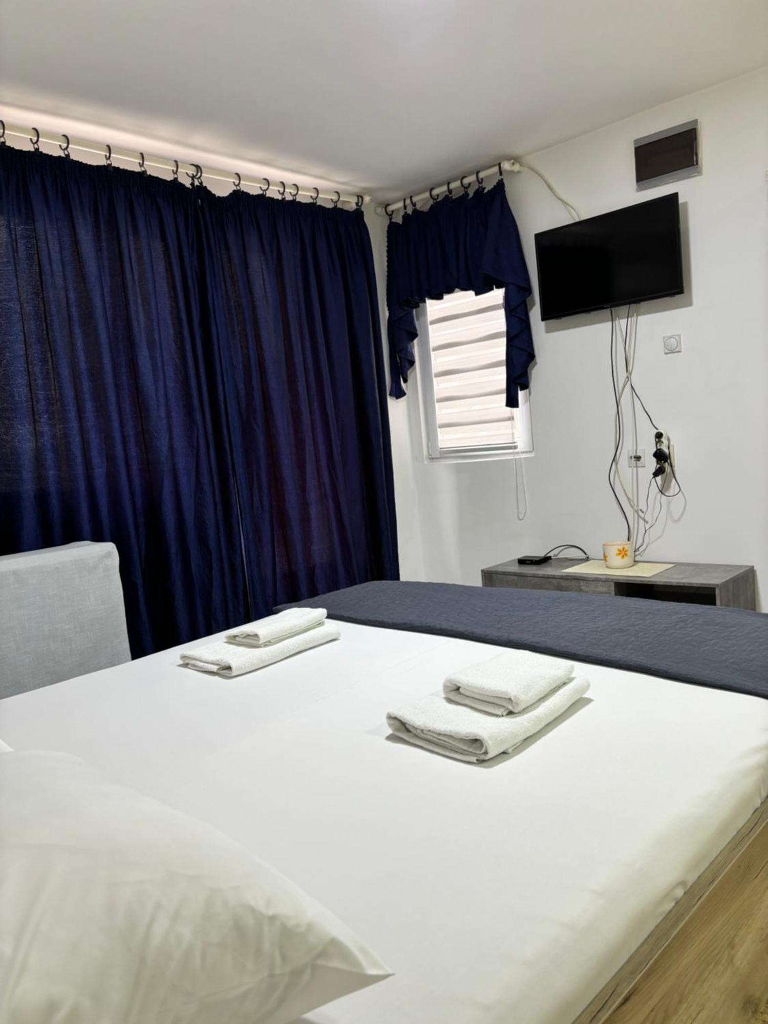 Apartman Sava Ni Esterno foto