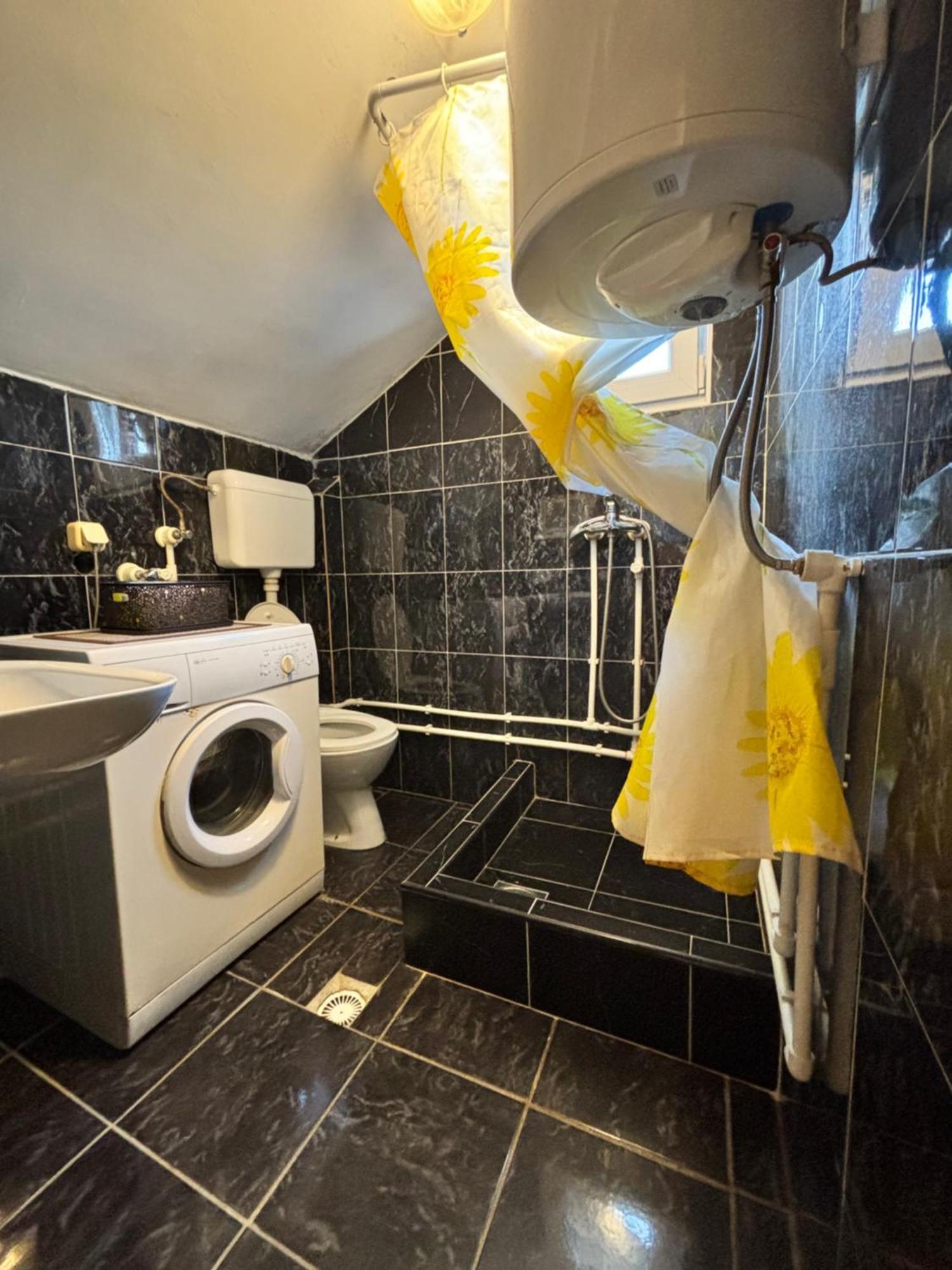 Apartman Sava Ni Esterno foto